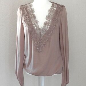 CAMI NYC blouse, Medium